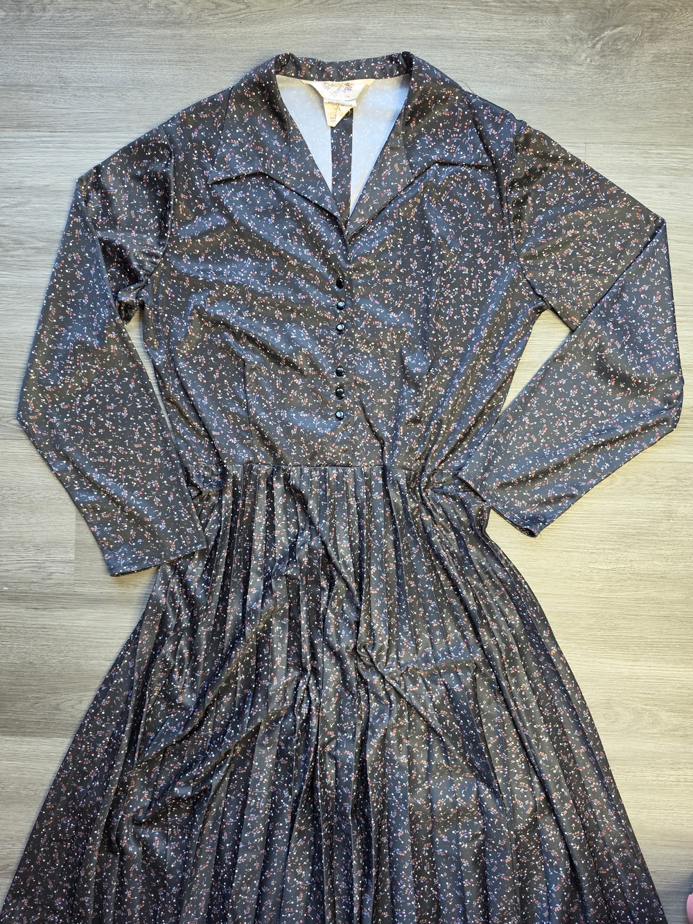 Dark Blue Micro Floral Long-Sleeve Pleated Midi Dress - Picture 2 of 13